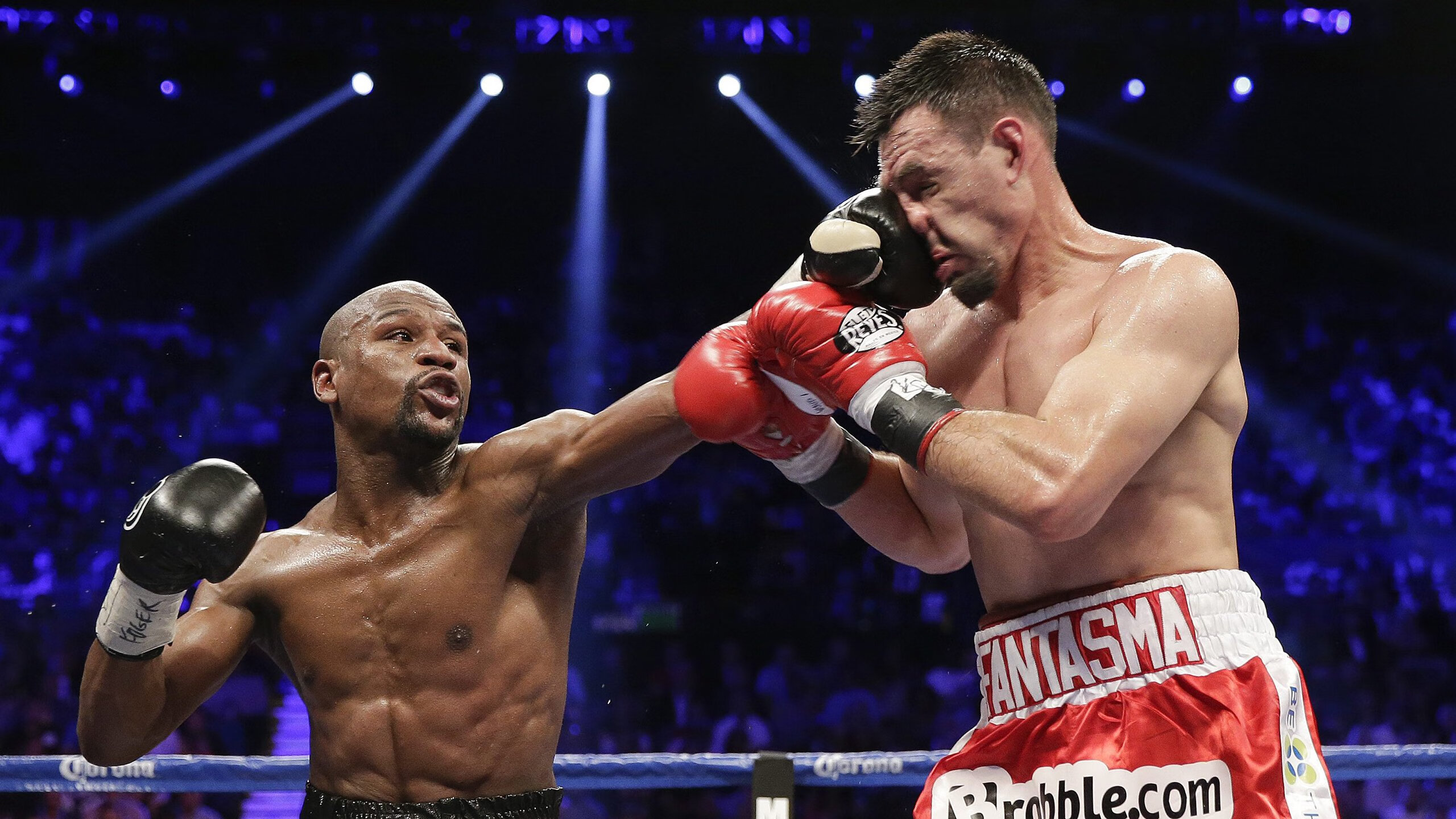 世界杯后：界外球战术快速化 明显减少“长距离大力界外球”